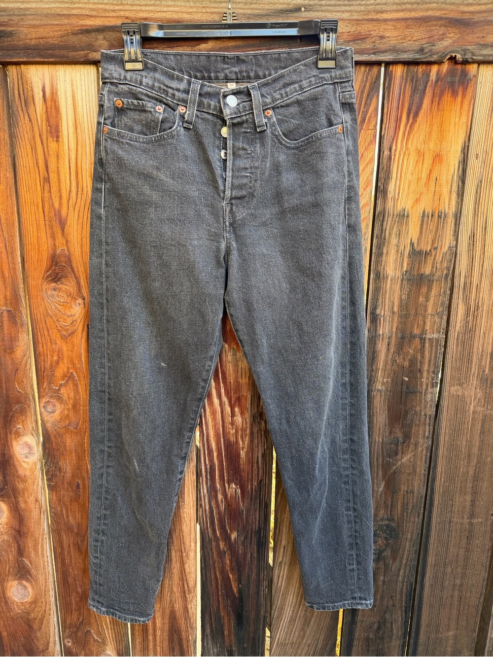 Levis 501 Button-Fly Jeans in charcoal grey; Straight leg